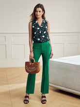 MOTF PREMIUM FLORAL PRINT LAPEL COLLAR SLEEVELESS BLOUSE